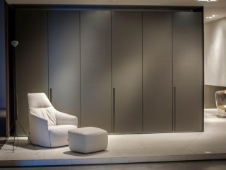 LEADING DESIGNER AND MANUFACTURER OF BUILT-IN FURNITURE - AVERAGE REVENUE $3.5M p.a. (PFW)