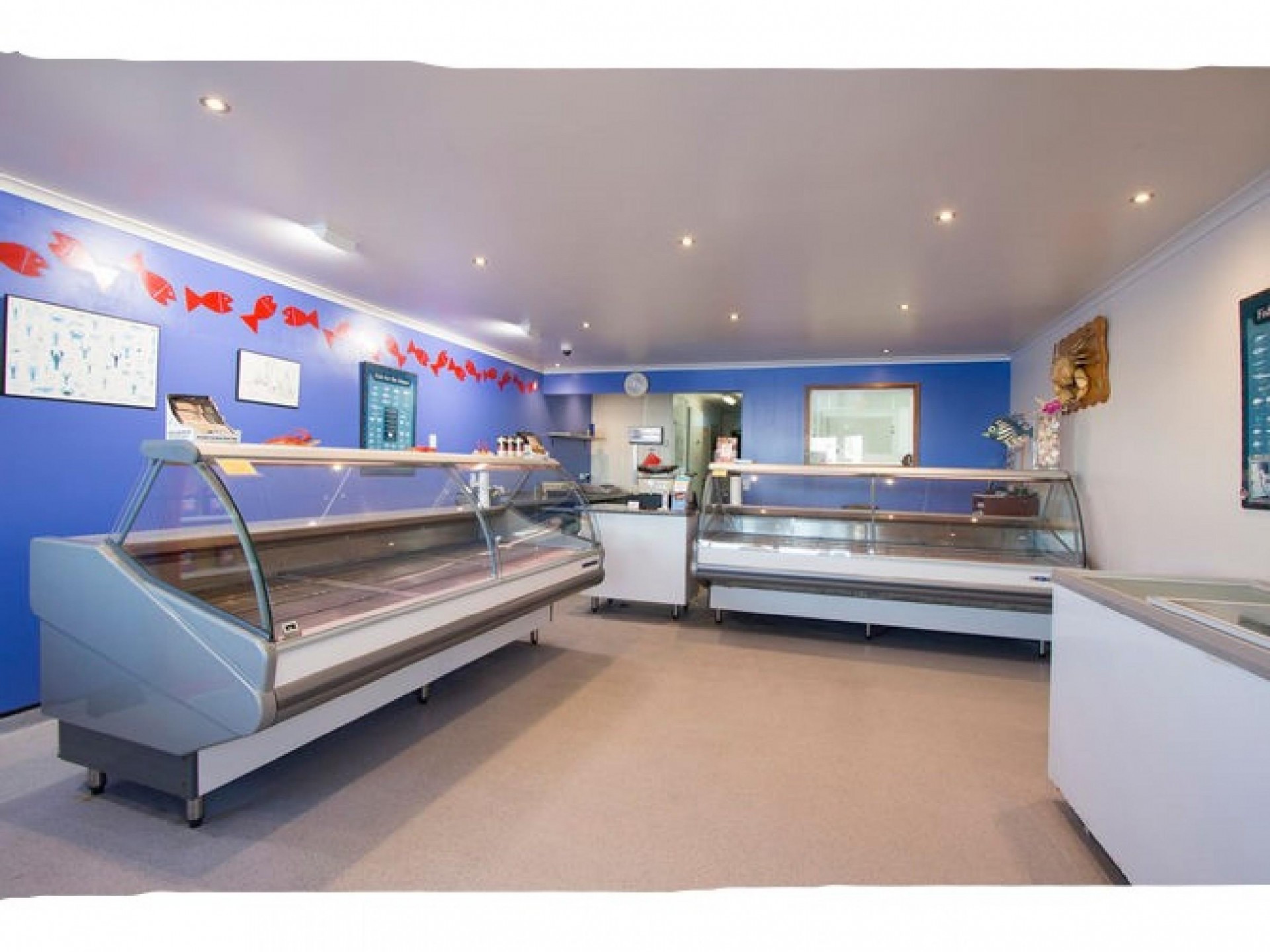 Floating seafood restaurant & cafe. Freehold & 2 businesses., Lakes