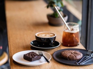 Contemporary Cafe in Fantastic Location with Ample Parking